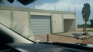 LInda Casa com excelente acabamento localizada a poucos minutos do VG Shopping