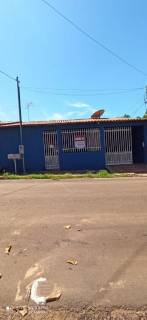 Casa com 4 quartos no Bairro Primavera