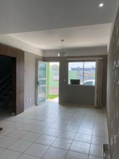 Sobrado Para Vender com 3 quartos 1 suítes no bairro Vila Ipase em Várzea Grande