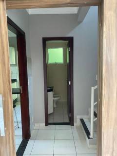 Sobrado Para Vender com 3 quartos 1 suítes no bairro Vila Ipase em Várzea Grande