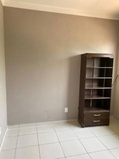 Sobrado Para Vender com 3 quartos 1 suítes no bairro Vila Ipase em Várzea Grande