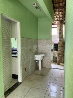 Sobrado Para Vender com 3 quartos 1 suítes no bairro Vila Ipase em Várzea Grande