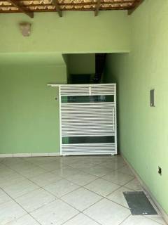 Sobrado Para Vender com 3 quartos 1 suítes no bairro Vila Ipase em Várzea Grande