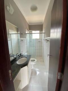 Sobrado Para Vender com 3 quartos 1 suítes no bairro Vila Ipase em Várzea Grande