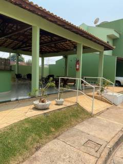 Sobrado Para Vender com 3 quartos 1 suítes no bairro Vila Ipase em Várzea Grande