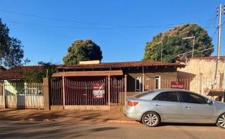 Casa com 3 dormitórios à venda, 100 m² por R$ 300.000,00 - Canelas - Várzea Grande/MT