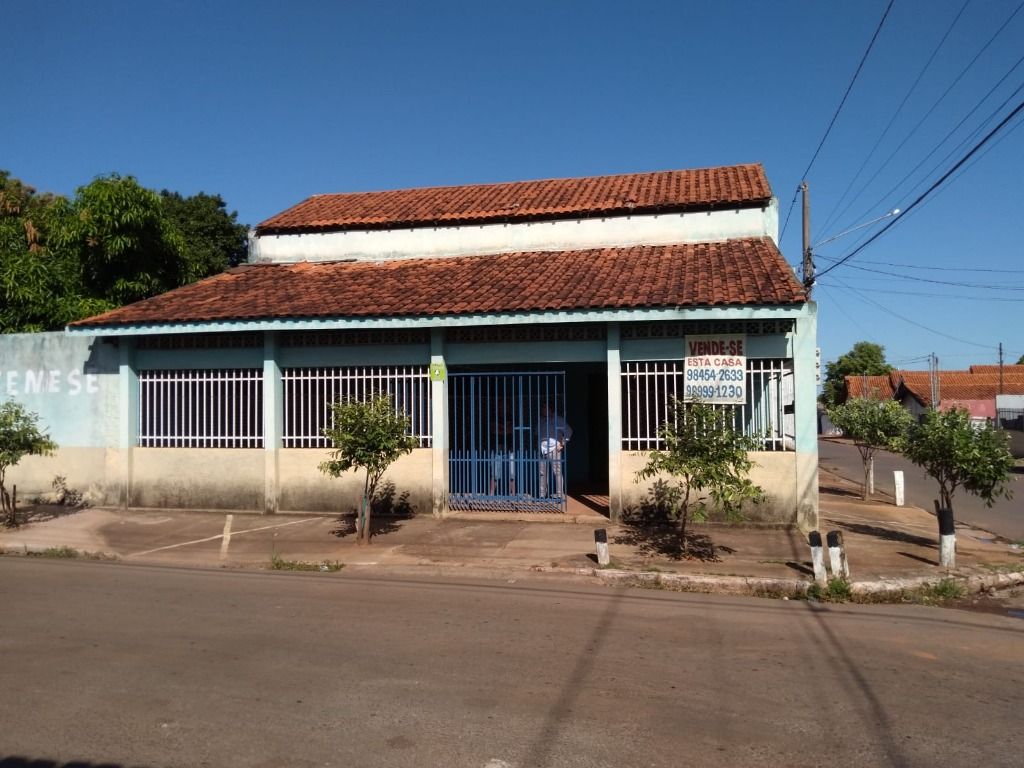 Sobrado com 3 quartos no Ouro Verde