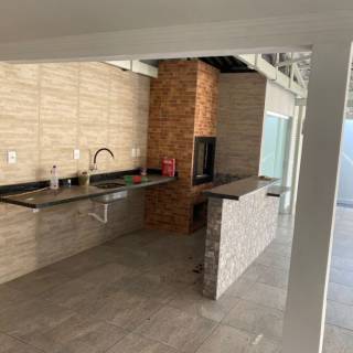 Bela casa com 3 quartos.