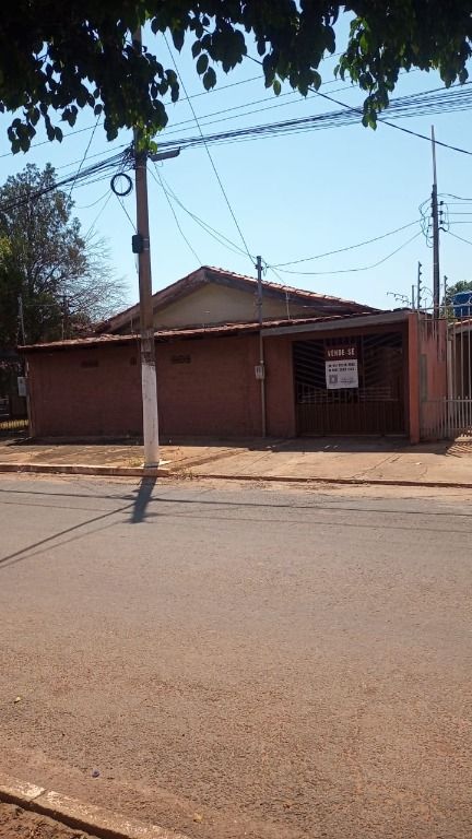 Casa Para Vender com 2 quartos no bairro Vila Ipase em Várzea Grande