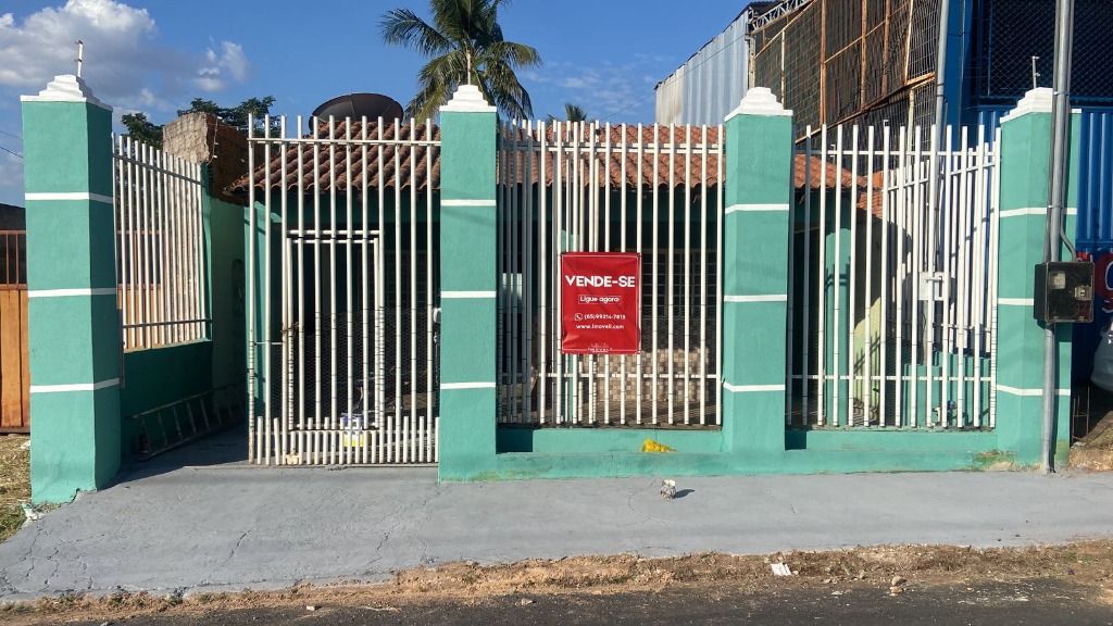 Ótima casa com 3 quartos.