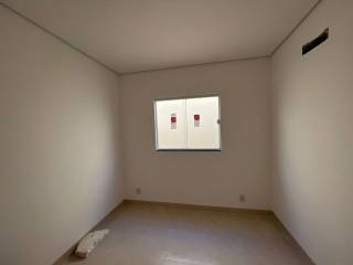 Bela casa com 3 quartos.