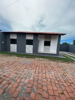 Linda casa com 2 quartos.