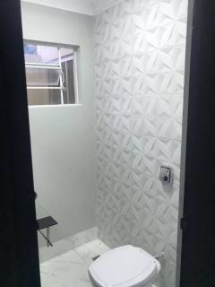 Bela casa com 2 quartos.