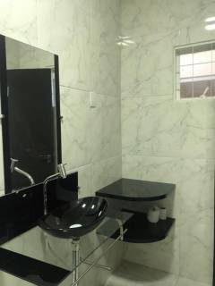 Bela casa com 2 quartos.