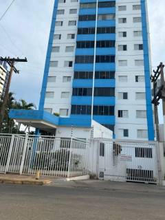 Ótimo apartamento com 3 quartos.