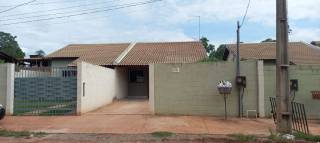 Bela casa com 3 quartos.