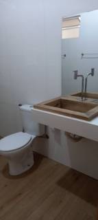 Bela casa com 3 quartos.