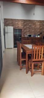 Bela casa com 3 quartos.