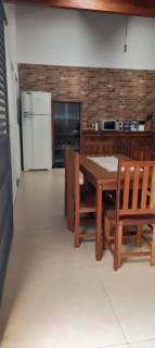 Bela casa com 3 quartos.