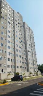 Belo apartamento com 2 quartos.