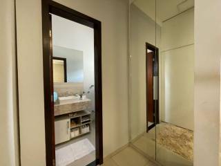 Belíssima casa com 2 quartos.