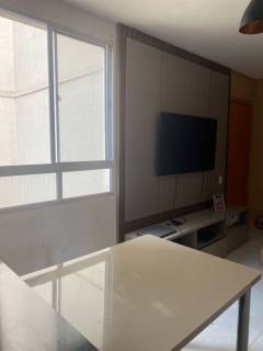 Ótimo apartamento com 2 quartos.