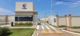 Ótima casa em condominio fechado  com 2 quartos.