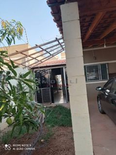 Casa com 2 quartos no bairro Canelas em Várzea Grande