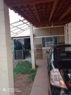 Casa com 2 quartos no bairro Canelas em Várzea Grande