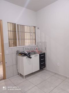 Casa com 2 quartos no bairro Canelas em Várzea Grande