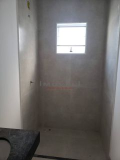 Ótima casa com 3 quartos.