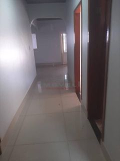 Ótima casa com 3 quartos.