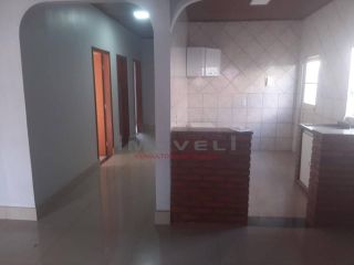 Ótima casa com 3 quartos.