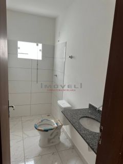 Bela casa com 3 quartos.