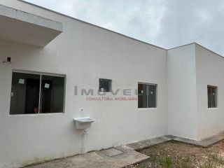 Bela casa com 3 quartos.