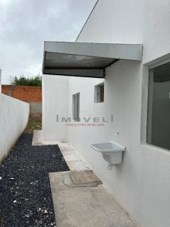 Bela casa com 3 quartos.