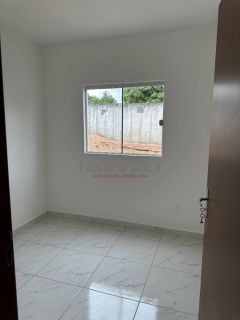 Bela casa com 3 quartos.