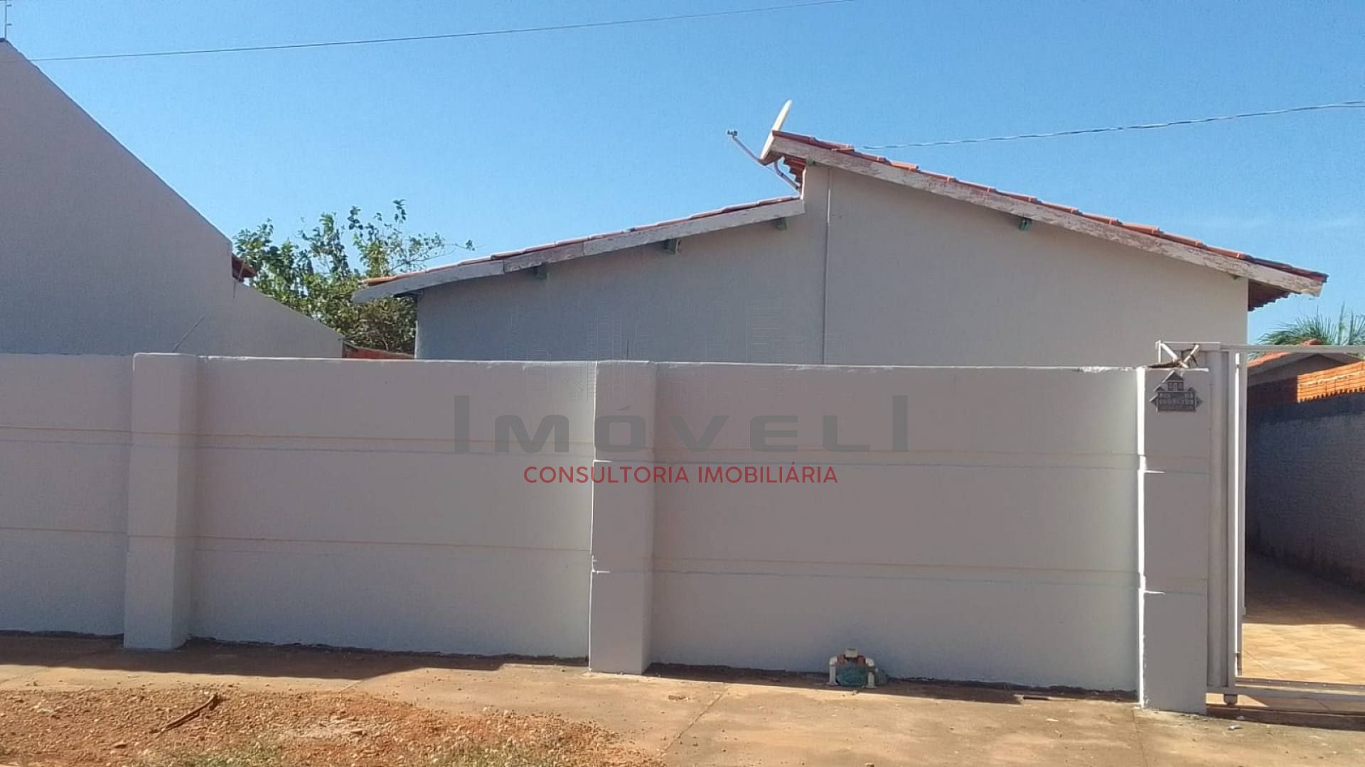 Linda casa com 3 quartos.