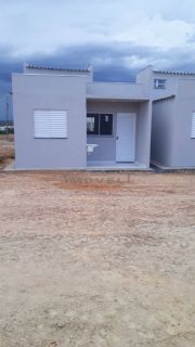 Casa com 2 quartos no Novo Mundo