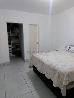 Apartamento  com 2/4 sendo 1 suíte no Piazza Florença em Cuiabá