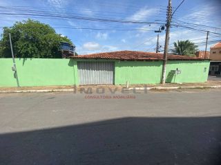 Casa com 3/4 sendo 1 Suíte no Centro de Várzea Grande