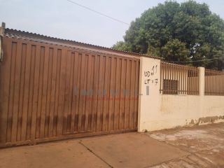 Casa com 4/4 sendo 1 Suíte No Jardim Eldorado