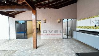 Casa com 3 Suítes, Piscina e Varanda Gourmet a Poucos Minutos do Centro de Várzea Grande