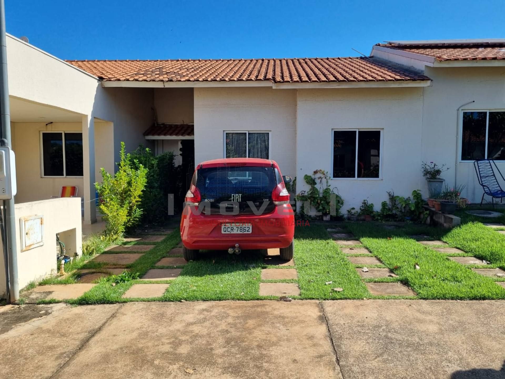 CASA CONDOMINIO ESMERALDA