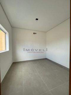 LINDA CASA NO PIRINEU COM 3 QUARTOS SENDO 1 SUITE COM TERRENO GRANDE