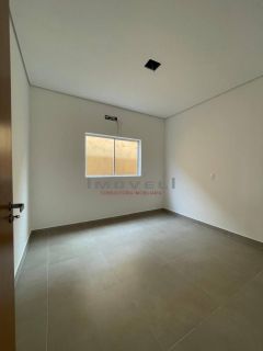 LINDA CASA NO PIRINEU COM 3 QUARTOS SENDO 1 SUITE COM TERRENO GRANDE