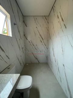 LINDA CASA NO PIRINEU COM 3 QUARTOS SENDO 1 SUITE COM TERRENO GRANDE