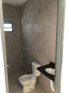 LINDA CASA NO BAIRRO ELDORADO VARZEA GRANDE-COM 2 QUARTOS SENDO 1 SUITE,SALA,COZINHA,BANHEIRO SOCIAL,AREA DE SERVIÇO COBERTA