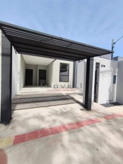 CASA EM CUIABA PARQUE ORAHA   Terreno 6x30=180 Área Construída 99,75  Porcelanato Incepa Piso 90x90 Parede WC 90x90 Parede Coz/Lav 60x1,20  Esquadrias em alumínio preto com alizar.  Portas de madeira  Metais Rainha    Casa Unifamiliar  03 Qtos sendo 1 Sui