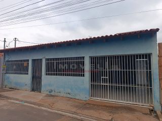 Casa disponível para venda com energia solar